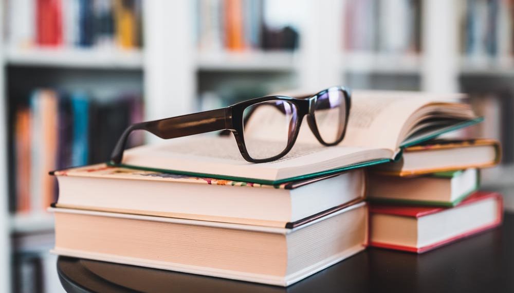 Epicureanism And Stoicism: Key Takeaways, Similarities, And Differences