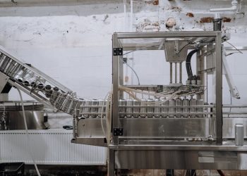 The Manufacturing Process: How Is Cubic Zirconia Made?