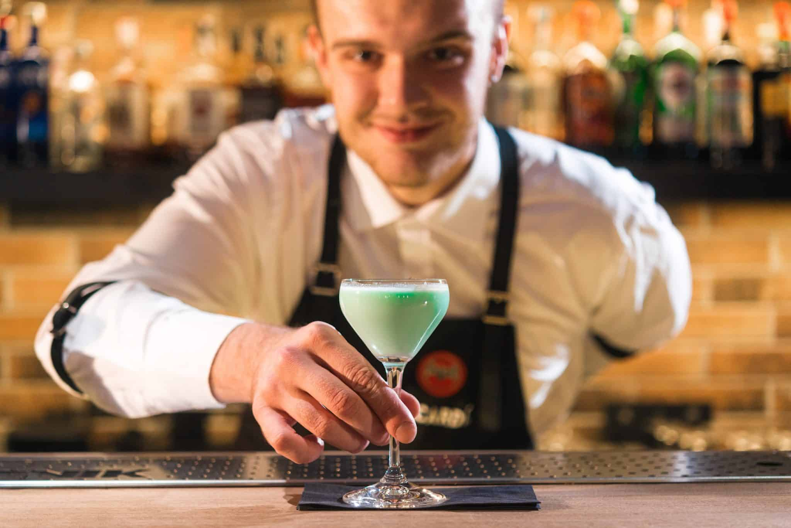 Mobile Bartending vs. Traditional Services: Which is Right for Your Event